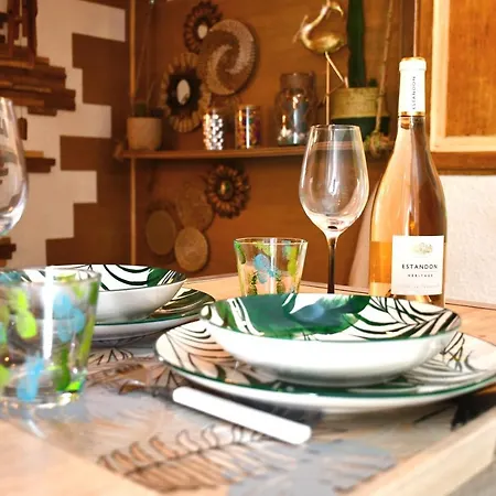 La Cahute H24,cosy,port,plage,wifi,netflix Apartamento