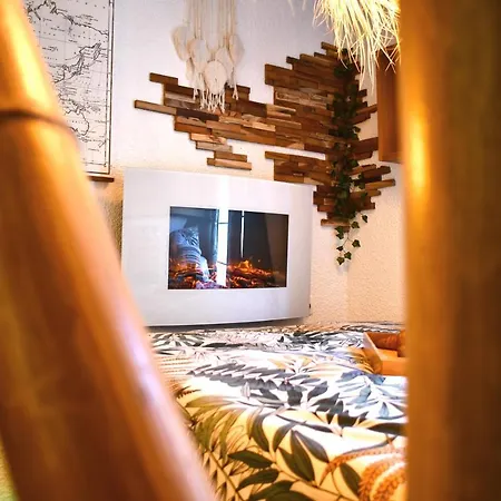 Apartment La Cahute H24,cosy,port,plage,wifi,netflix La Seyne-sur-Mer