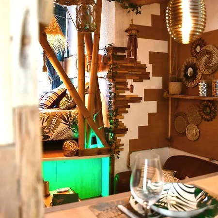 La Cahute H24,cosy,port,plage,wifi,netflix Apartment *